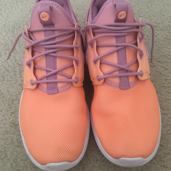 Nike Roshie - Picture 6 of 8